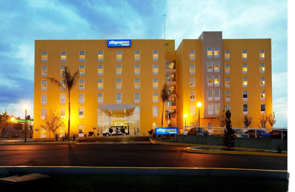 City Express By Marriott Zacatecas Hotel Exterior photo