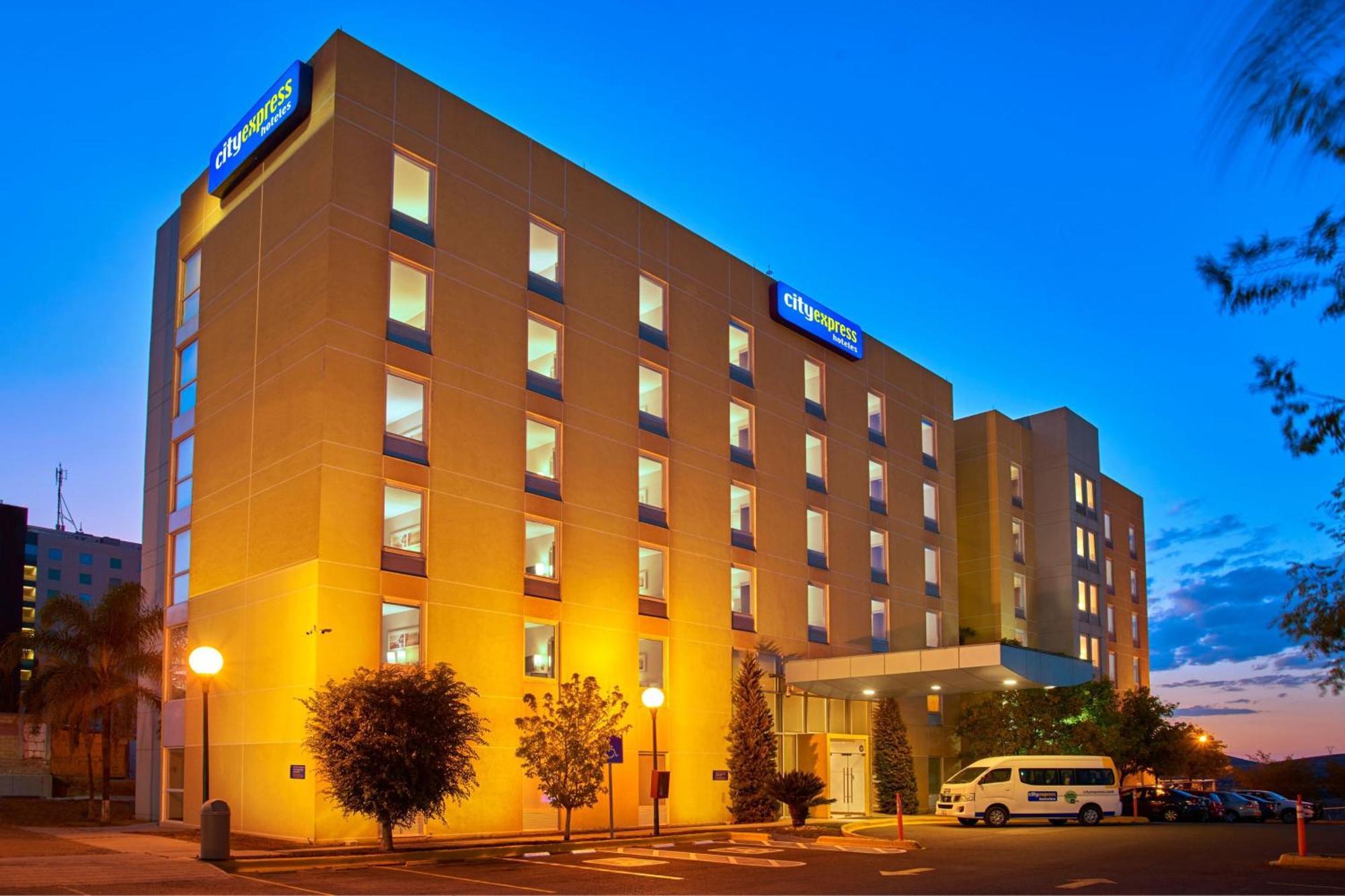 City Express By Marriott Zacatecas Exterior photo
