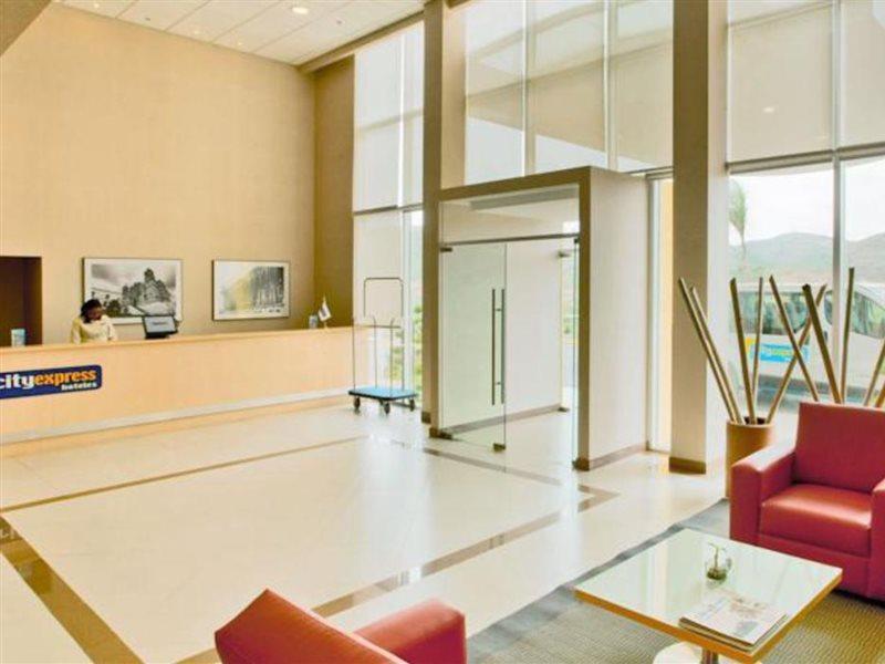 City Express By Marriott Zacatecas Exterior photo